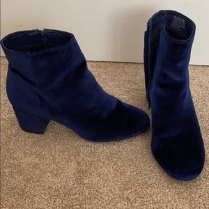 Velvet blue booties
